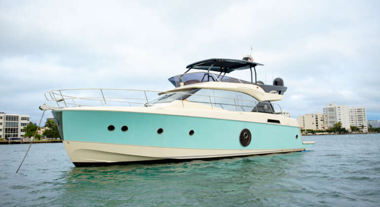 62ft Beneteau MC6 Fly